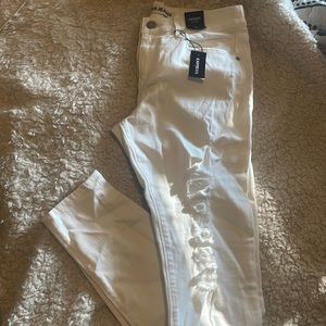 White midrise skinny “legging” size 8 NTW